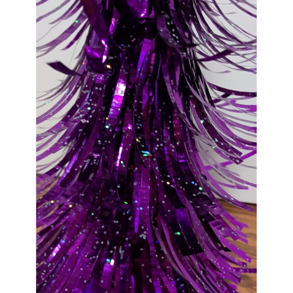 Christmas Tree purple tinsel - Picture 3 of 4